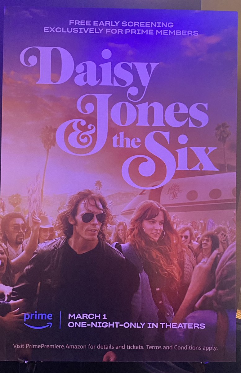 niclr2000's tweet photo. Can’t wait for the premiere of #DaisyJonesAndTheSix @daisyjonesand6 @HarkinsTheatres #TempeMarketplace https://t.co/tUQyleWMVZ