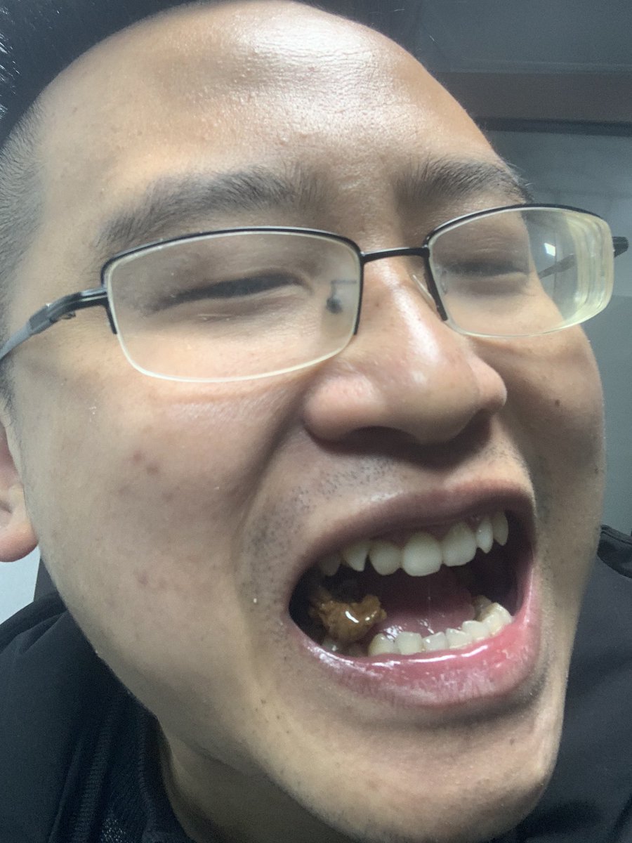 JamesCageWhite's tweet photo. Eating chocolate candy as reward 😝 https://t.co/XgqYmSPvT0