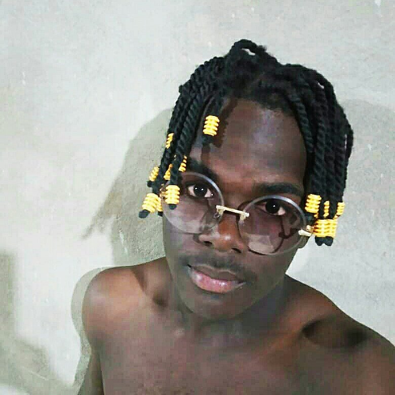 Dahnedanse's tweet photo. #NouvellePhotoDeProfil https://t.co/1WRjGbpcI7
