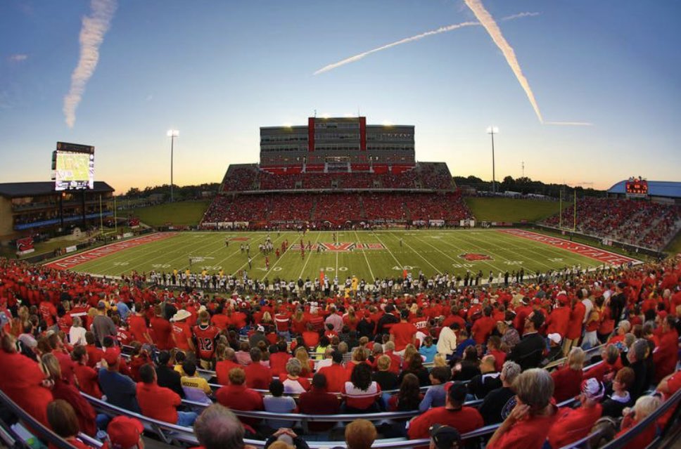 Kayden7Tureaud's tweet photo. After a great conversation with @CoachLovings I’m blessed to receive my first D1(FBS) offer from Arkansas state❤️🖤#WolvesUp @stefanlefors @PBS_EaglesFB @samspiegs @Redhawks7v7 @RiverBayoula @ChadSimmons_ @RivalsNick @JeritRoser @RecruitLouisian https://t.co/mrwrf6LKpo