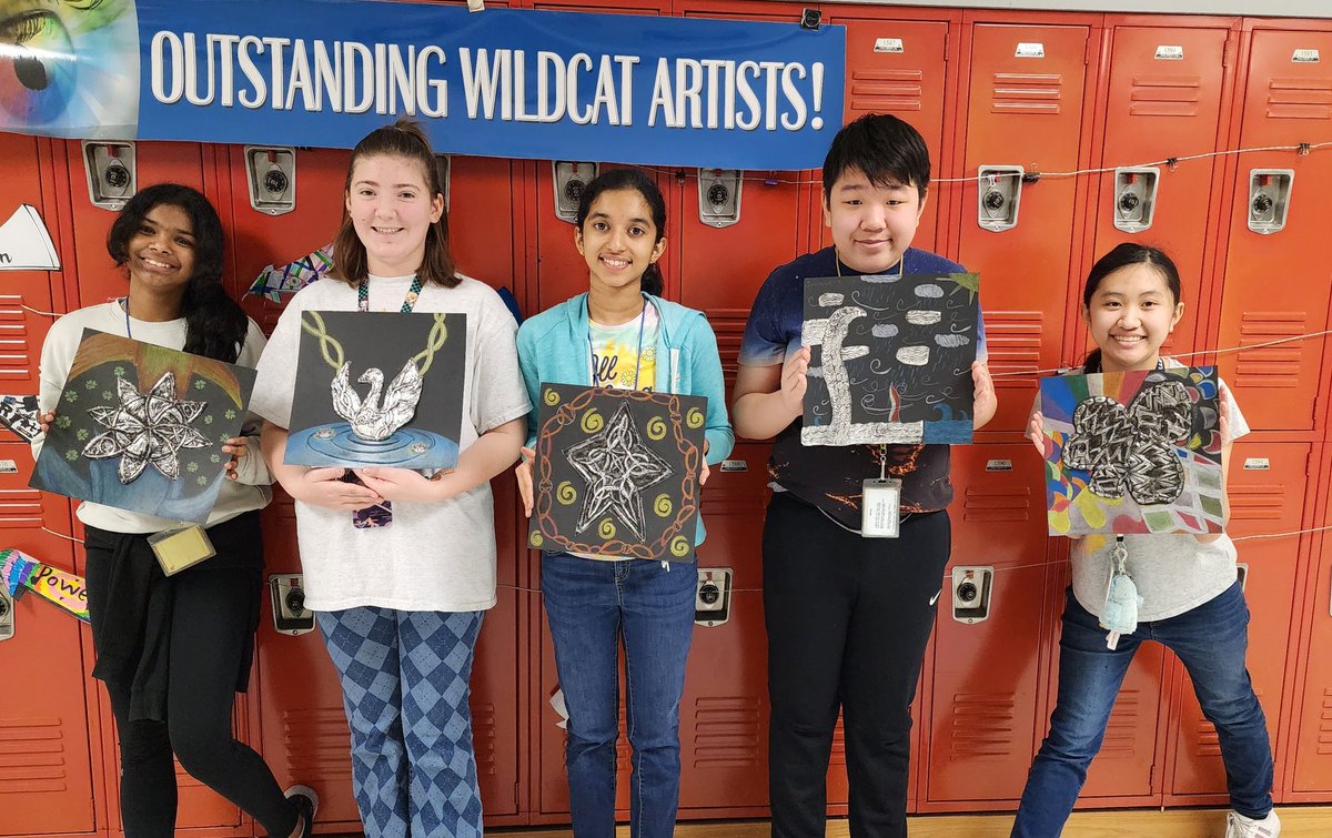 <a href="/CreekValleyMS/">Creek Valley Middle School</a> Art students gearing up to show their fabulous work at the North Texas Irish Festival!! #prideinside #wearewhatwebuild <a href="/NTIF_scma/">North Texas Irish Festival</a>