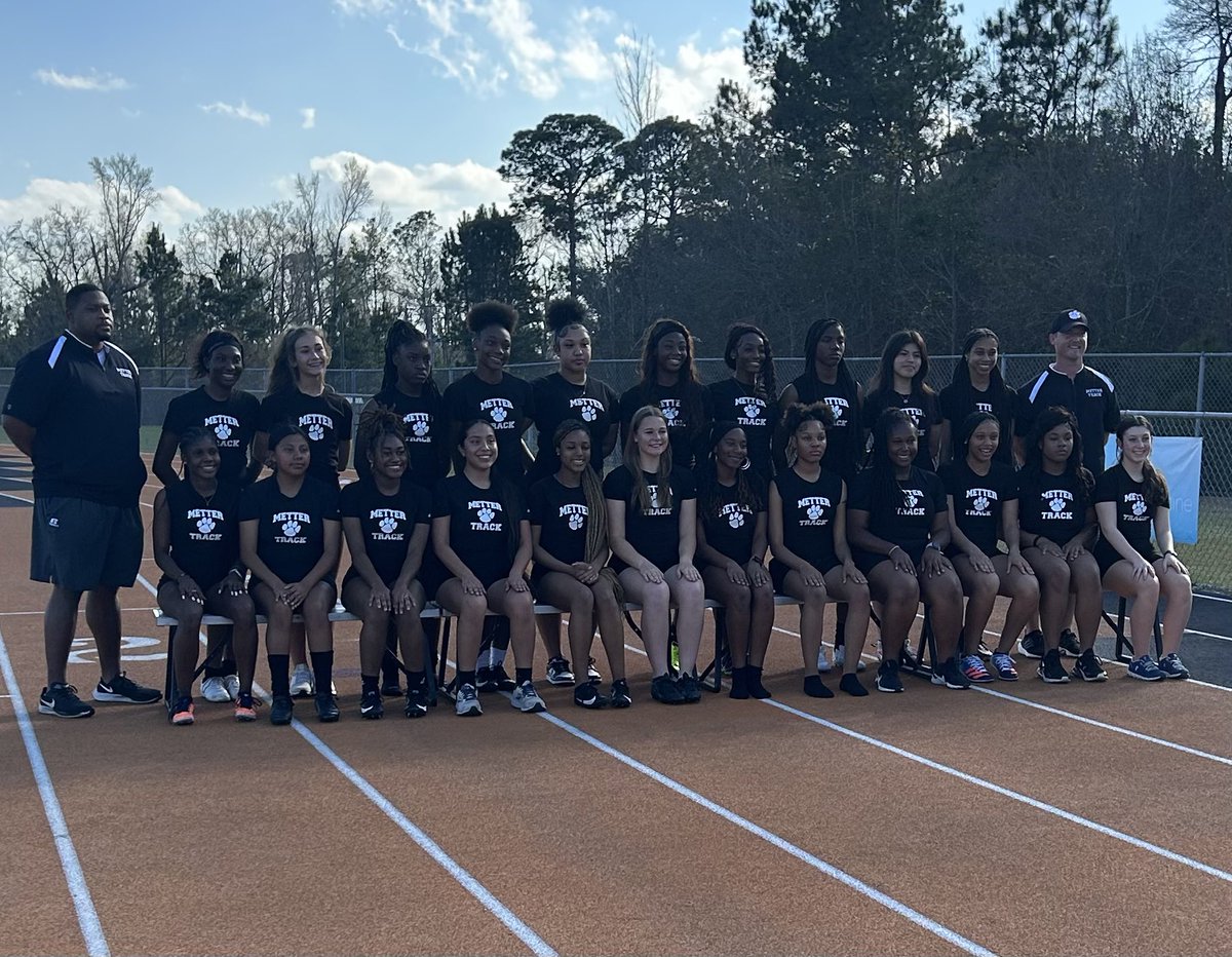 MetterTrack's tweet photo. Please come support the Metter Track Teams this season. The boys are seeking their 3rd straight region title and the girls are looking to defend their region title. We will be in Pembroke tomorrow at 4, and home every Thursday in March starting next week.#GoTigers #trackandfield https://t.co/ub8Rqg4pKe