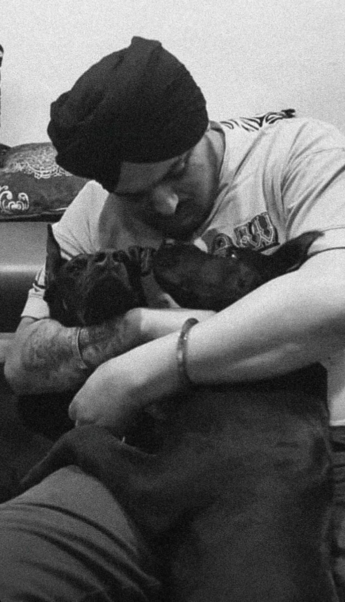 DavidBe14247676's tweet photo. #JusticeForSidhuMooseWala 💔
#Legend #SidhuMooseWala https://t.co/xIXkwC64Ug