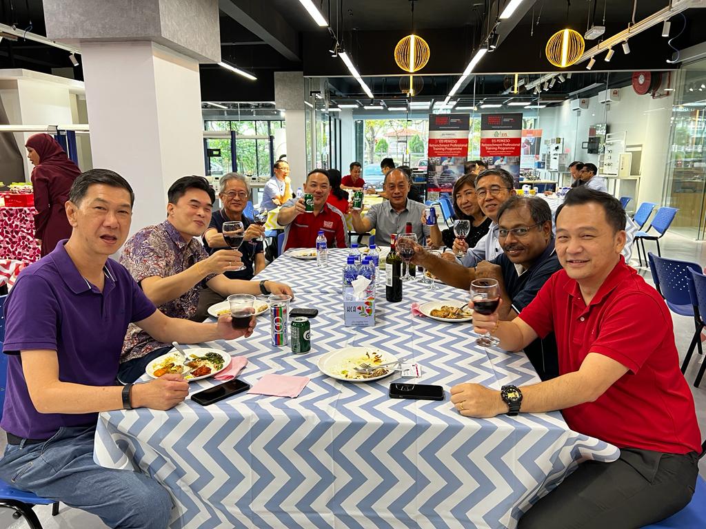 mitacademy1's tweet image. On February 17, 2023, MIT Academy celebrated MATA CNY with an event held at the MITmetaverse Innovation Training Center in Kota Kemuning, Shah Alam. The event was hosted by MATA President, Mr. Tiong Khe Hock and MATA Deputy President, CEO Mr. Anthony Ng Mun Sun (MIT Academy).