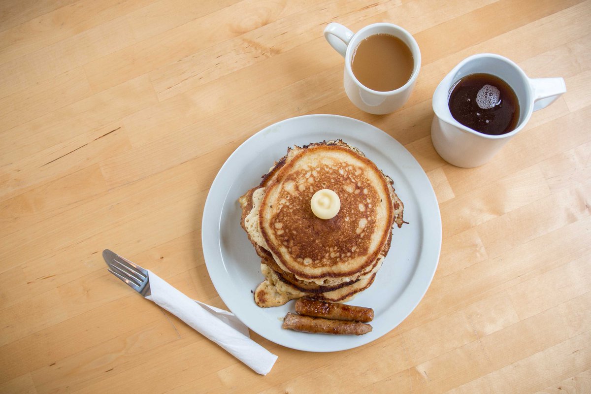 Hamilton_CA's tweet photo. Maple Syrup Season starts this weekend at Westfield Heritage Village! Make your reservation today! Events run Sundays, March 5, 12, 19, 26 and April 2; March Break days Wednesday, March 15 and Thursday, March 16; and Good Friday, April 7. https://t.co/KnwgEMx150