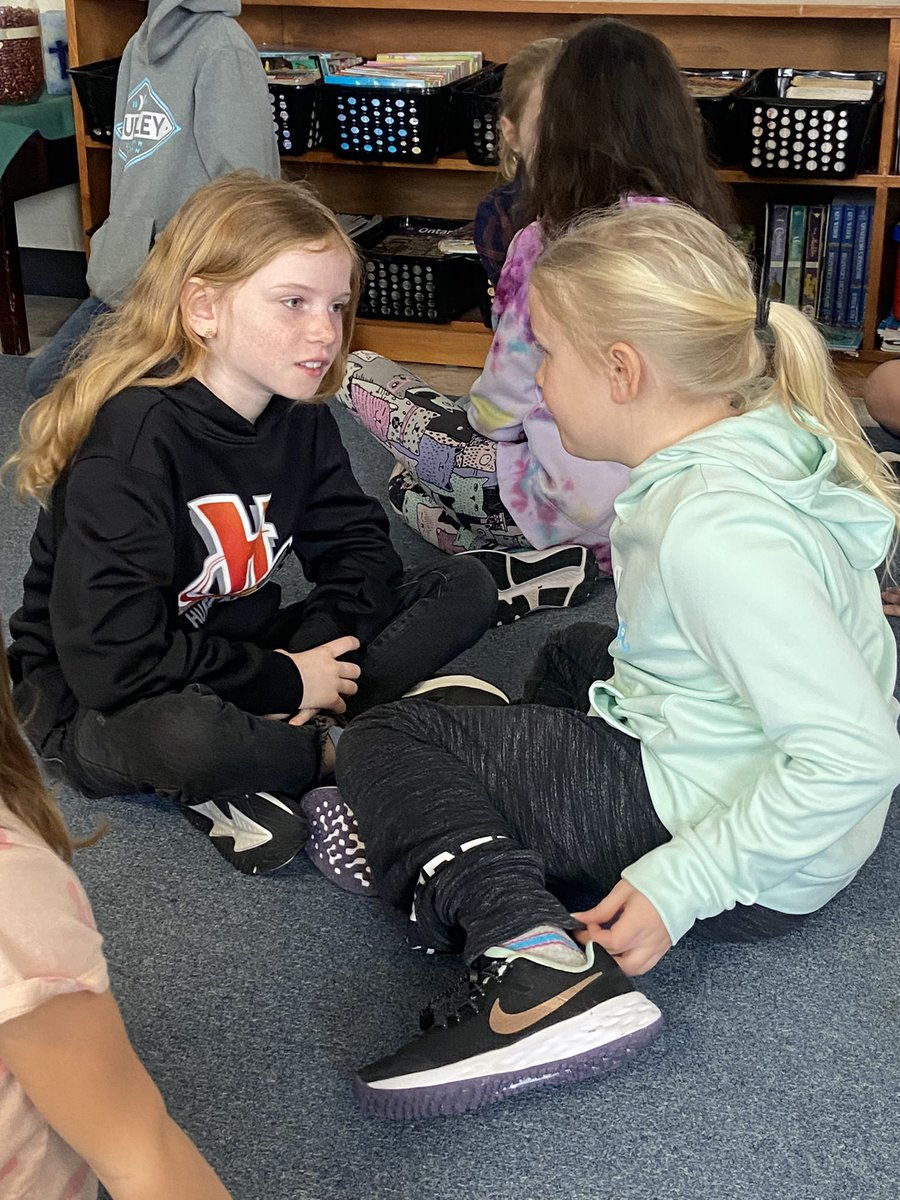 Excited to observe Grade 2/3 @StJamesSeaforth as they develop background knowledge, oral language, and writing skills through ’Grej of the Day’. Thanks to Mrs Ducharme and the Gr. 2/3’s for teaching me!  <a href="/HPCDSB/">Huron-Perth CDSB</a> <a href="/karentigani/">Karen Tigani</a> <a href="/mjdrager/">MJ Drager</a> <a href="/cathybuc70/">Cathy Buchanan</a>