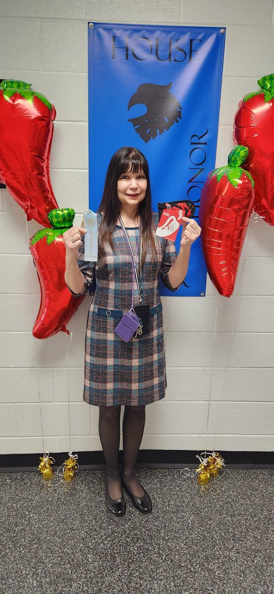 1st place winners of the chili cook off! Best Spicy Chili and Best non-beef chili. Nicely done ladies. <a href="/SwansCreekES/">Swans Creek Elem</a> @SCSELCoaches