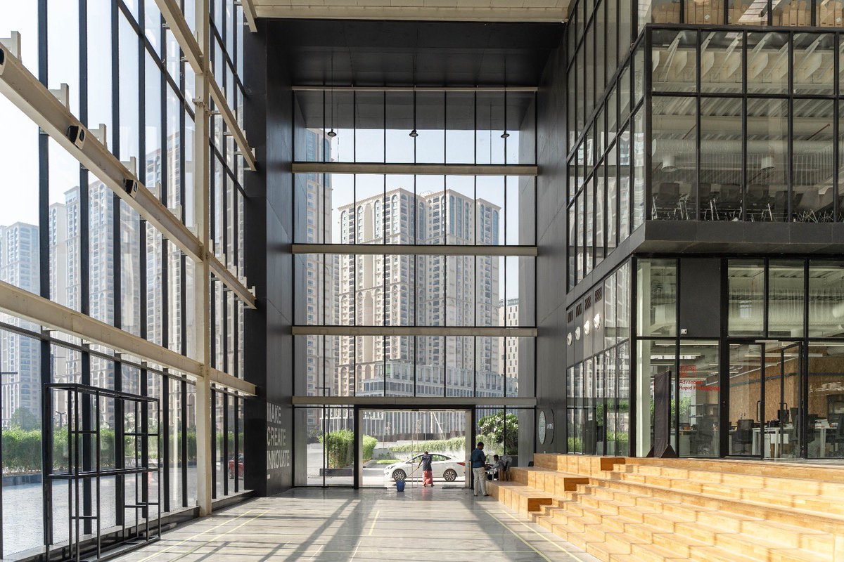 NAR_Handle's tweet image. ‘From a school project to product’ 

Look at how a 14 year old student of ZPHS, Gadwal district is now taking her biopots to the public with the help of #TWorks. 

#Thread (1/N)