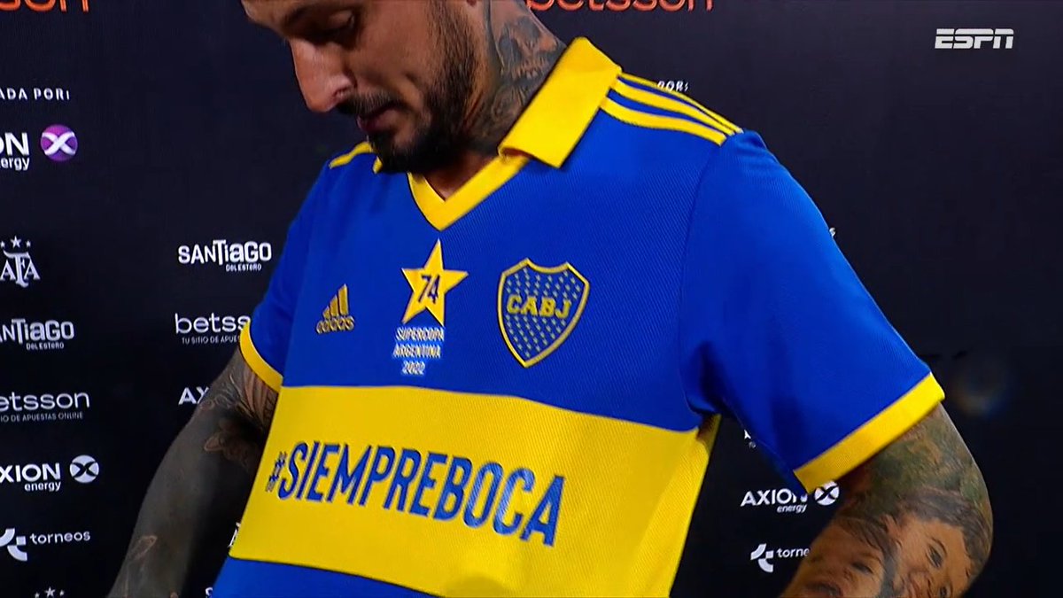 la12tuittera's tweet photo. #Benedetto "Somos los MÁS GRANDES. Somos LOS ÚNICOS". https://t.co/y0DQI1VK0A