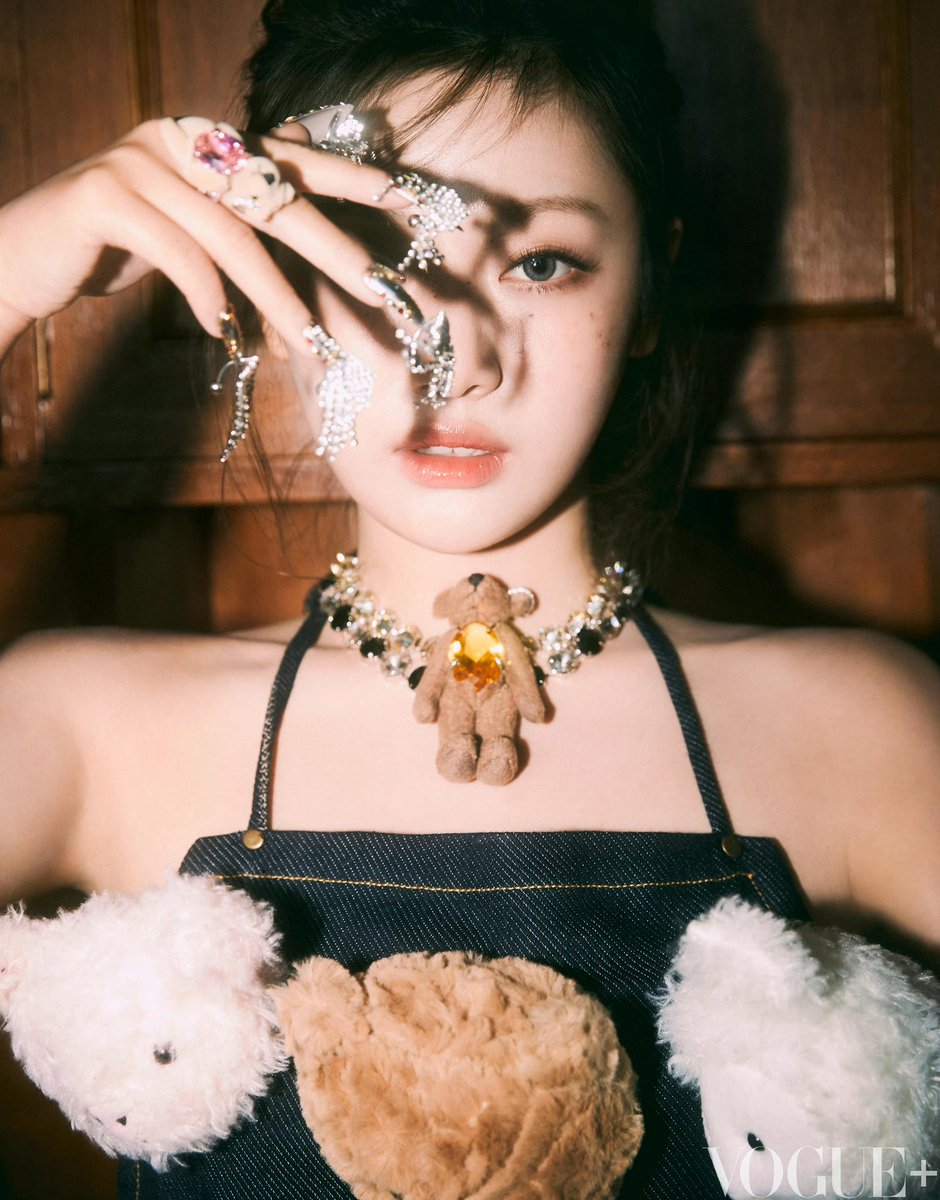 myaespaningning's tweet photo. (2/3) 
#닝닝 https://t.co/SWpUIs12Po