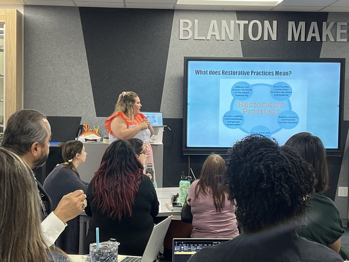 triciabadillo's tweet photo. SOOOOOO proud of @MsMueller03 and @missortizsclass for leading the learning today about #restorativepractices with @BlantonBulldogs staff! They did an amazing job teaching and sharing and leading us in a circle!!! @CFBISD @drdanawest  @DlrMaggie @susanmachayo #cfbproud https://t.co/4CMEOnm7vV