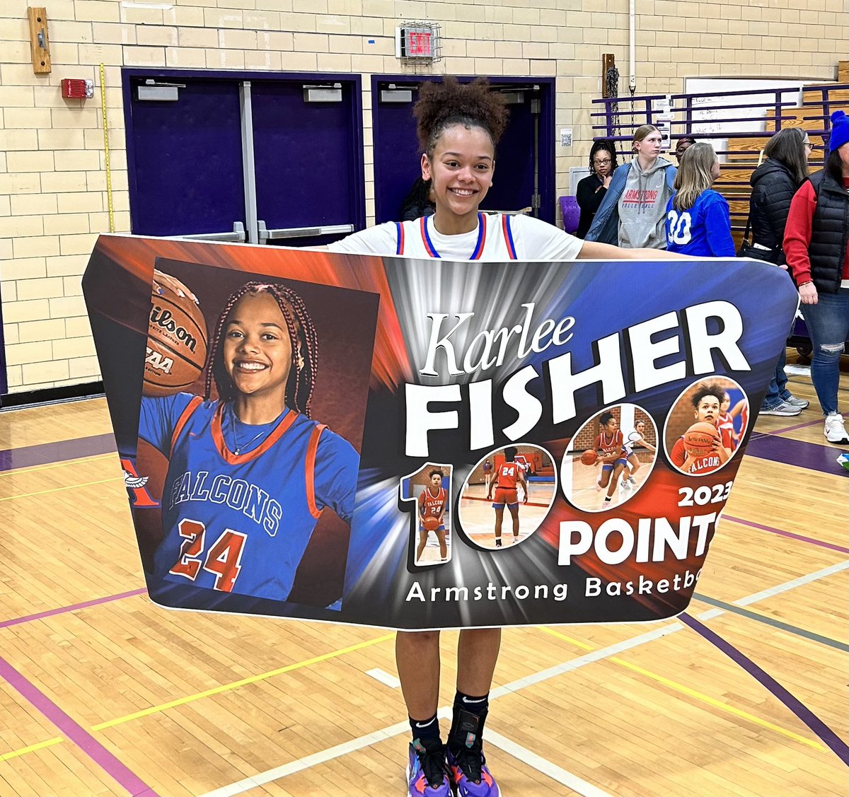 Congratulations ⁦<a href="/kfisher__/">Karlee Fisher</a>⁩ on joining the 1000 point club in a section playoff win!