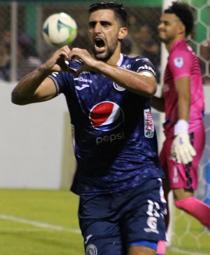 ElBlogDelCiclon's tweet image. 𝙀𝙡 𝙖𝙢𝙤𝙧 𝙙𝙚 𝙢𝙞 𝙫𝙞𝙙𝙖 𝙨𝙞𝙜𝙪𝙚𝙨 𝙨𝙞𝙚𝙣𝙙𝙤 𝙩𝙪́ 💙🎶