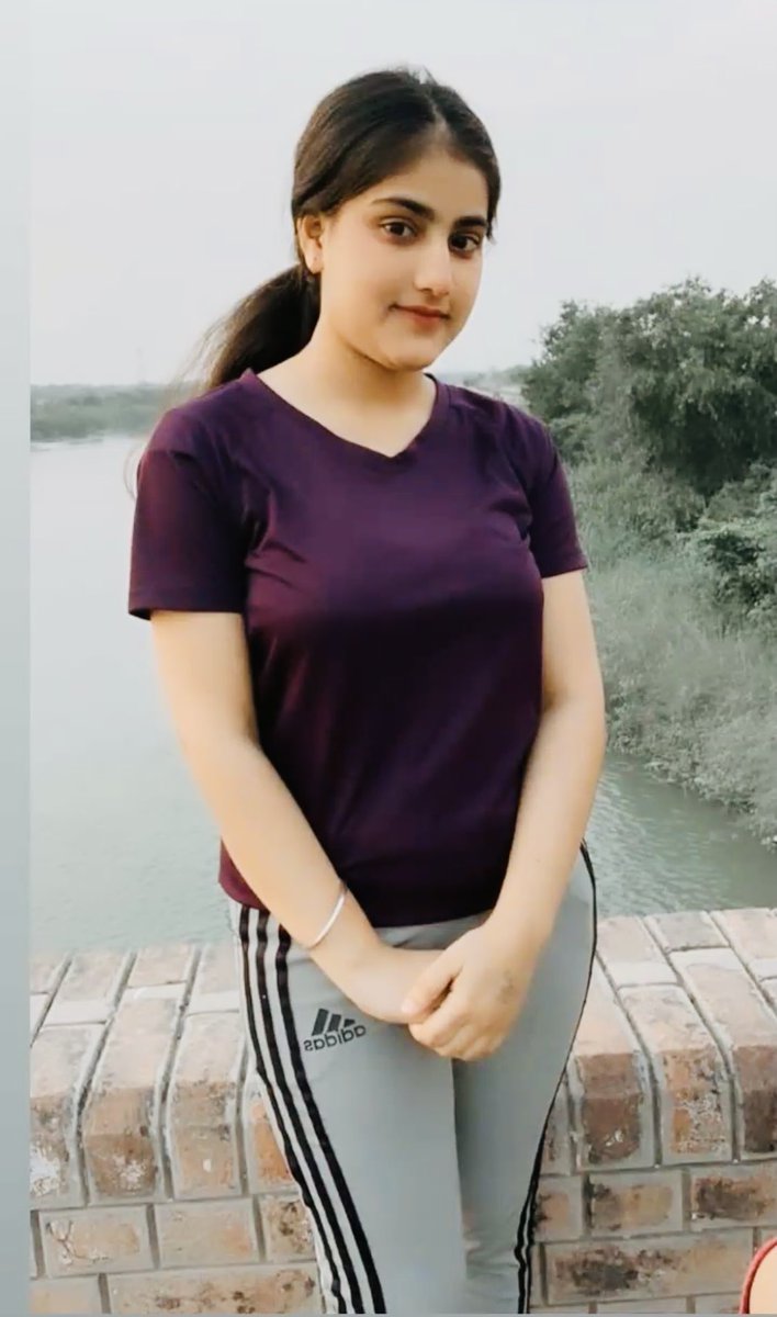 मैं जिसे भी एक बार follow कर लेती हूं, फिर उसे कभी unfollow नहीं करती
तो तुरन्त follow back पाने के लिए follow करें और ज्यादा से ज्यादा retweet करे!!!
<a href="/frmerss/">Priyanka Mann</a> 
<a href="/frmerssss/">priyanka Mann</a>