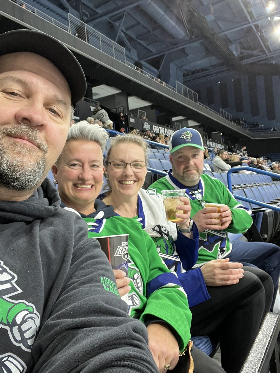 Hanging out in Ontario CA watching <a href="/abbycanucks/">Abbotsford Canucks</a> win another with <a href="/DavFamous/">Dave Duffill</a> and our wives