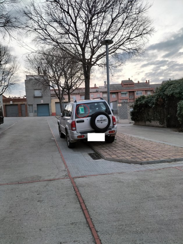 AfectadosSerraCameroSBD (@afecserracamero) on Twitter photo Por como estacionan l@s conductor@s noveles, parece que las #normas y #señales de tráfico ahora son diferentes... si es que todo cambia! ¿Nos lo puede confirmar <a href="/PoliciaSabadell/">Policia Sabadell</a> , <a href="/Aj_Sabadell/">Ajuntament Sabadell</a> y <a href="/socmartafarres/">Marta Farrés/❤️</a> ? #CotxesVoreresSabadell #incivismo #pasividad #permisividad Por como estacionan l@s conductor@s noveles, parece que las #normas y #señales de tráfico ahora son diferentes... si es que todo cambia! ¿Nos lo puede confirmar <a href="/PoliciaSabadell/">Policia Sabadell</a> , <a href="/Aj_Sabadell/">Ajuntament Sabadell</a> y <a href="/socmartafarres/">Marta Farrés/❤️</a> ? #CotxesVoreresSabadell #incivismo #pasividad #permisividad