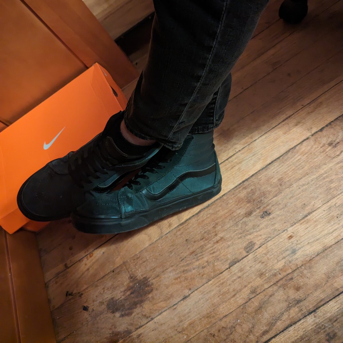 Oliver_Mason1's tweet photo. Check these beauties out. Wanna lick the dirt off after my walk?

$Feedm3funds

#malefeet #malesoles #malefootjob #gayfeet #perfectfeet #myfeet #footstool #footworship #feetworship #feetfethish #footfetısh #footmaster

@RtCashmaster
@Retweet4Masters
@masterscash
@RT4Masters https://t.co/wMwWx3mvJI
