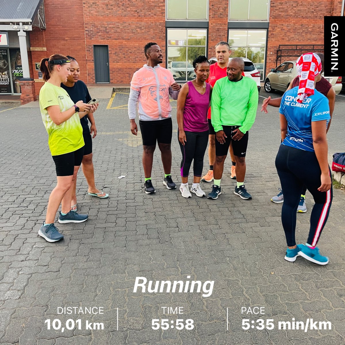 zamalekhula's tweet photo. We Are Ready To Hit 1900 Elevation At #SurrenderHill #Marathon This Weekend In #Clarens #FreeState as Part Of Preps #Kosmos3in1 @ComradesRace & @2OceansMarathon #IPaintedMyRun #ZamaLeBus #90dayswithoutsugar #FetchYourBody2023 #RunningWithTumiSole #runner #running #RunningMan https://t.co/QBr4LOKMe6
