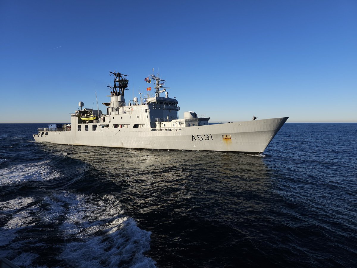 Commandant Zr. Ms. Willemstad tweet media