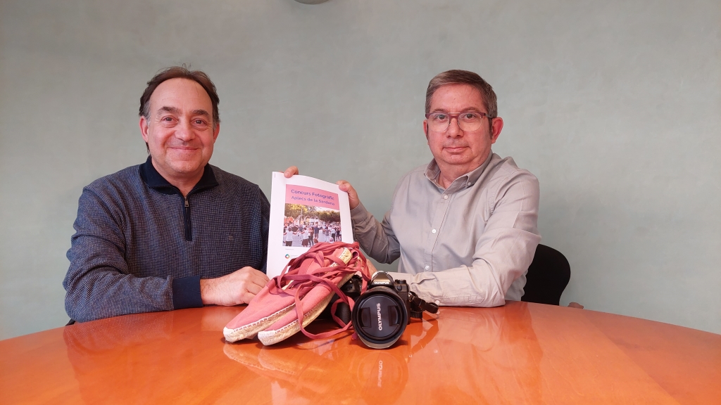 📷Concurs de fotografia Aplecs de la Sardana
🤝Acord de la Coordinadora amb els Amics de la Foto de Lleida

Notícia a: sardalleida.cat

<a href="/eloysarrat/">Eloy Sarrat</a> @joaquimfabres #aplcesardana <a href="/sardana/">sardana</a> #fotografia