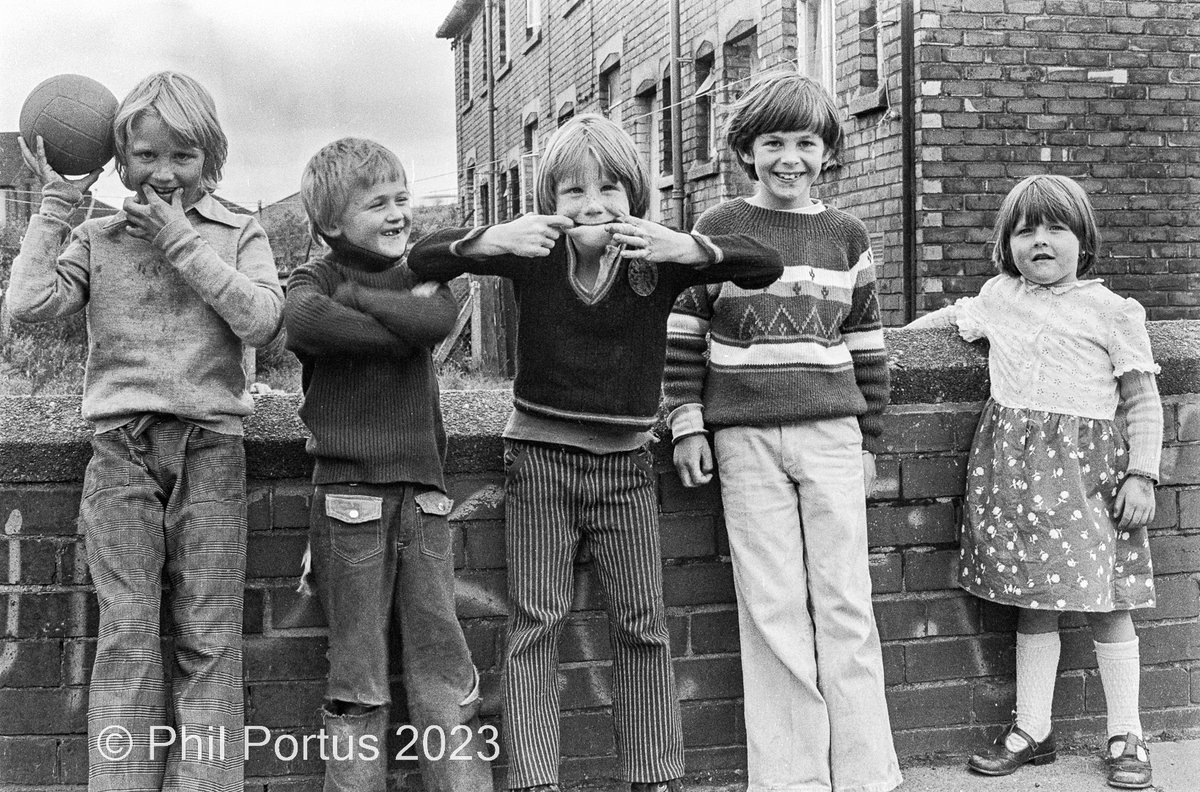 Adswood, Stockport. Late 70s / early 80s.
#britishculturearchive #salford #blackwhitephotography
#caferoyalbooks #blackandwhitephotography #monochrome #britishphotography 
#angelarayner #socialhistory