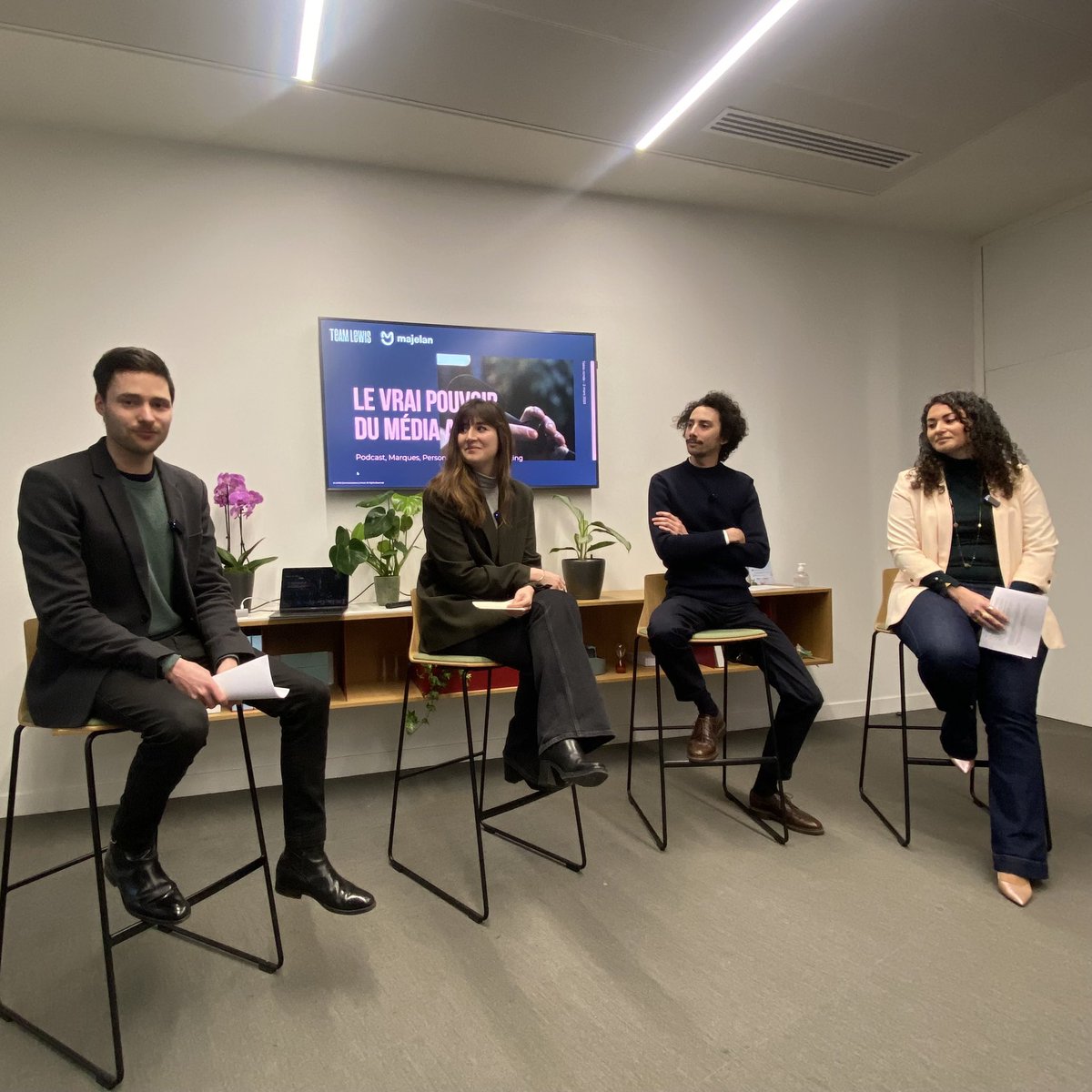 majelan's tweet photo. Ce matin, nous sommes aux côtés de @teamlewisglobal pour une conférence sur “Le vrai pouvoir du média audio” avec @Margal__ et @theophilecossa 🎙 https://t.co/i6wKzRxgjx