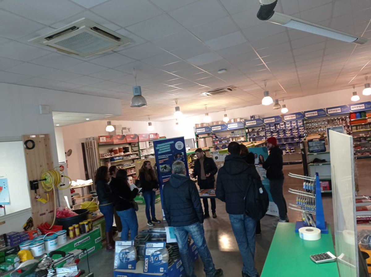 #ExpertisedAvenir #1jeune1solution #Handicap  #saintmaximin Journée portes ouvertes de @ChaussonMat ✅découverte des différents métiers des distributeurs de matériaux de construction. 2⃣ embauches potentielles et 💯% des participants satisfaits 🔝🙏
@poleemploi_VAR <a href="/Constructys_/">Constructys</a>