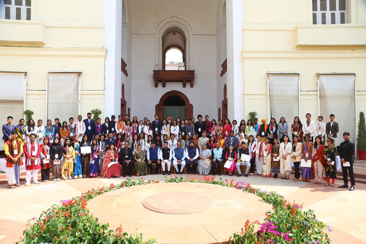 MYBharatHQ's tweet photo. Glimpses of the second day of National Youth Parliament Festival 2023 at the Central Hall of Parliament House, New Delhi.

#NYPF2023 #NYPF #YuvaShakti #YouthProgram 
@LokSabhaSectt https://t.co/XciVKITt0V