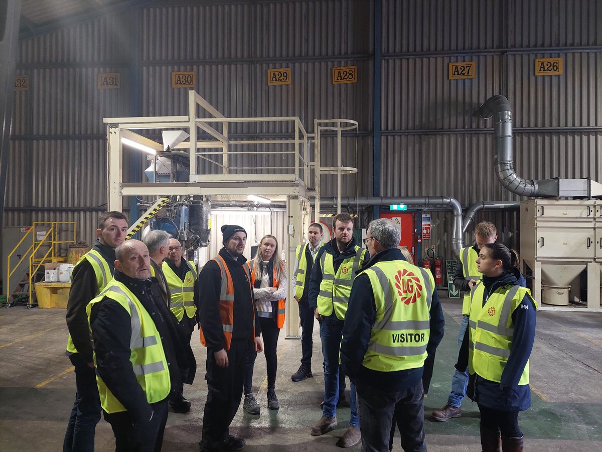 LGSeedsUK's tweet photo. It's the final day of our Sinclair McGill Grass Spring Launch today. Great to see everyone and share some fascinating discussions. Hope you've all enjoyed your visit 👍 #sinclairmcgill https://t.co/zQYVD5EBnJ