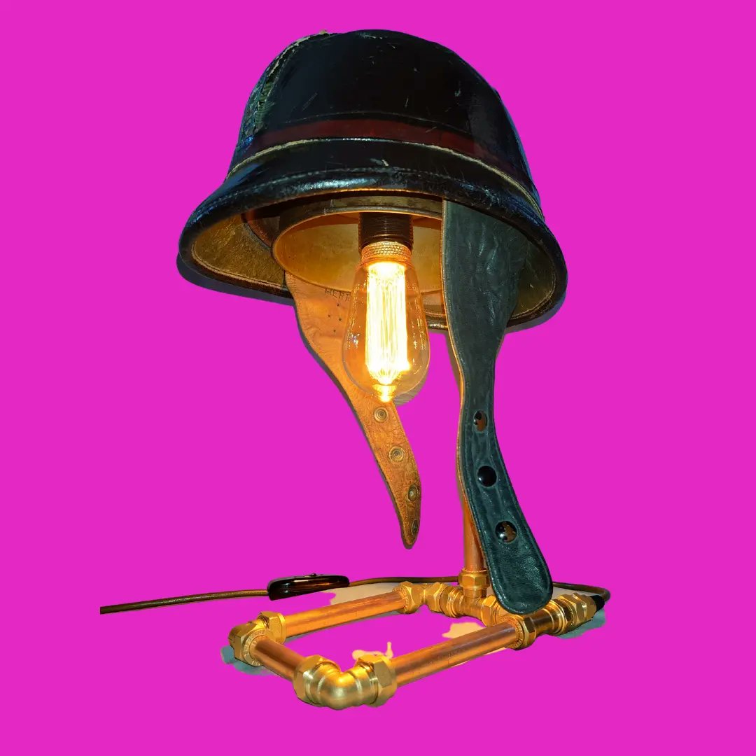 Stage_Left_Lux's tweet photo. Here's one of our latest upcycled lighting creations. A beautiful old @LondonFire helmet loving transformed into a quirky desk lamp. It even incorporates an old baking tin as a nod to where the Great Fire started! https://t.co/3NkJ2Od866
#steampunk #steampunkart #fireoflondon https://t.co/eqNz1T3FAQ