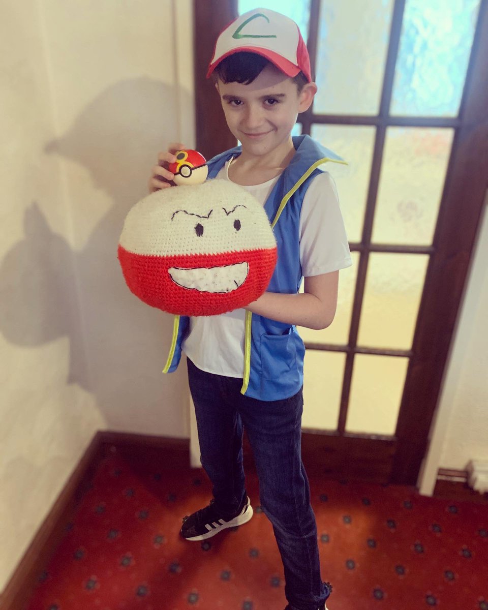 AmieH92's tweet photo. “Gotta catch ‘em all Pokémon” my very own Ash ketchum all ready for world book day ☺️ #pokemon #WorldBookDay https://t.co/Af9lGNemQX