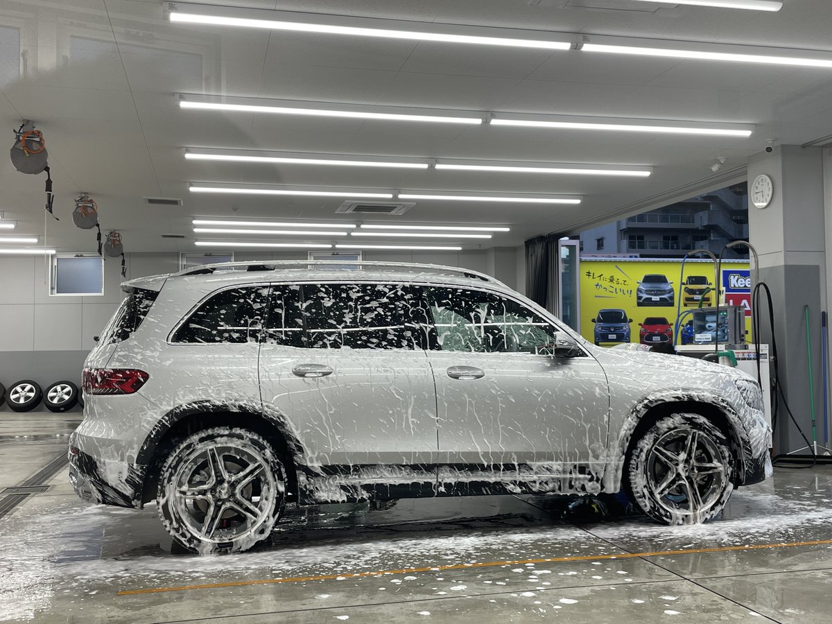boxster_gts's tweet photo. 買ってから初めてのしっかり洗車。
#GLB200d #GLB200d4MATIC https://t.co/iTIiTGgCjA