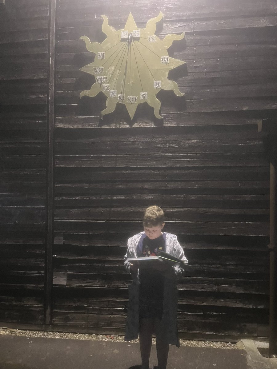 rachefc's tweet photo. I forgot all about the extreme reading challenge and got in from work last night to Thomas saying he wanted to take part. We decided to play on the dark and went up to Pex Hill Observatory @HFCronton https://t.co/MA1aRXUbTb