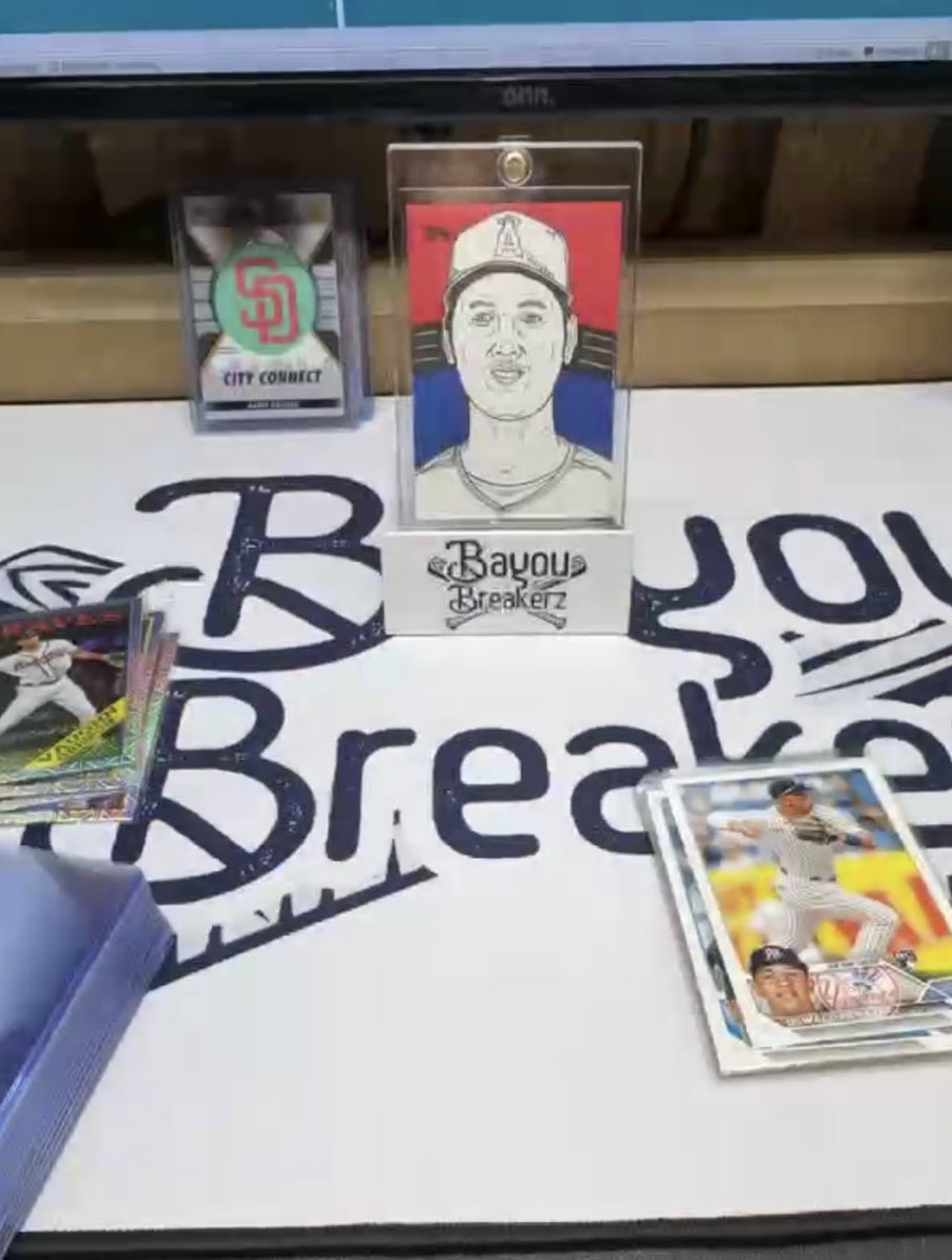 Tsouds's tweet photo. @macandtrouble I believe you're the creator of this amazing card I just pulled! 🔥🔥🔥 #bayou_breakerz on WhatNot https://t.co/JqIeRsLsiH