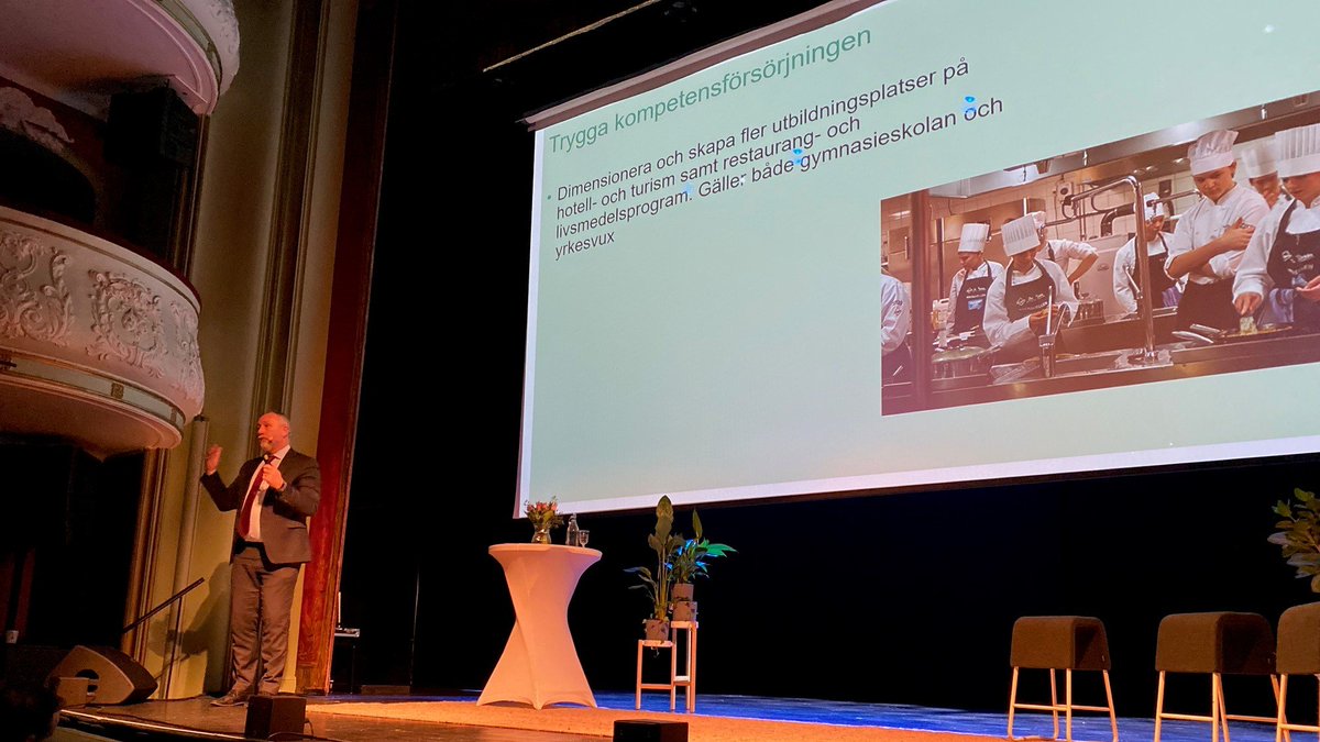 För att besöksnäringen ska kunna växa är det av största vikt att det finns utbildningar av hög kvalitet, möjlighet till kompetensutveckling och info om de många karriärmöjligheter som finns inom besöksnäringen. Vår VD @jsiljhammar  talar idag på Destinationsdagen i Jönköping.