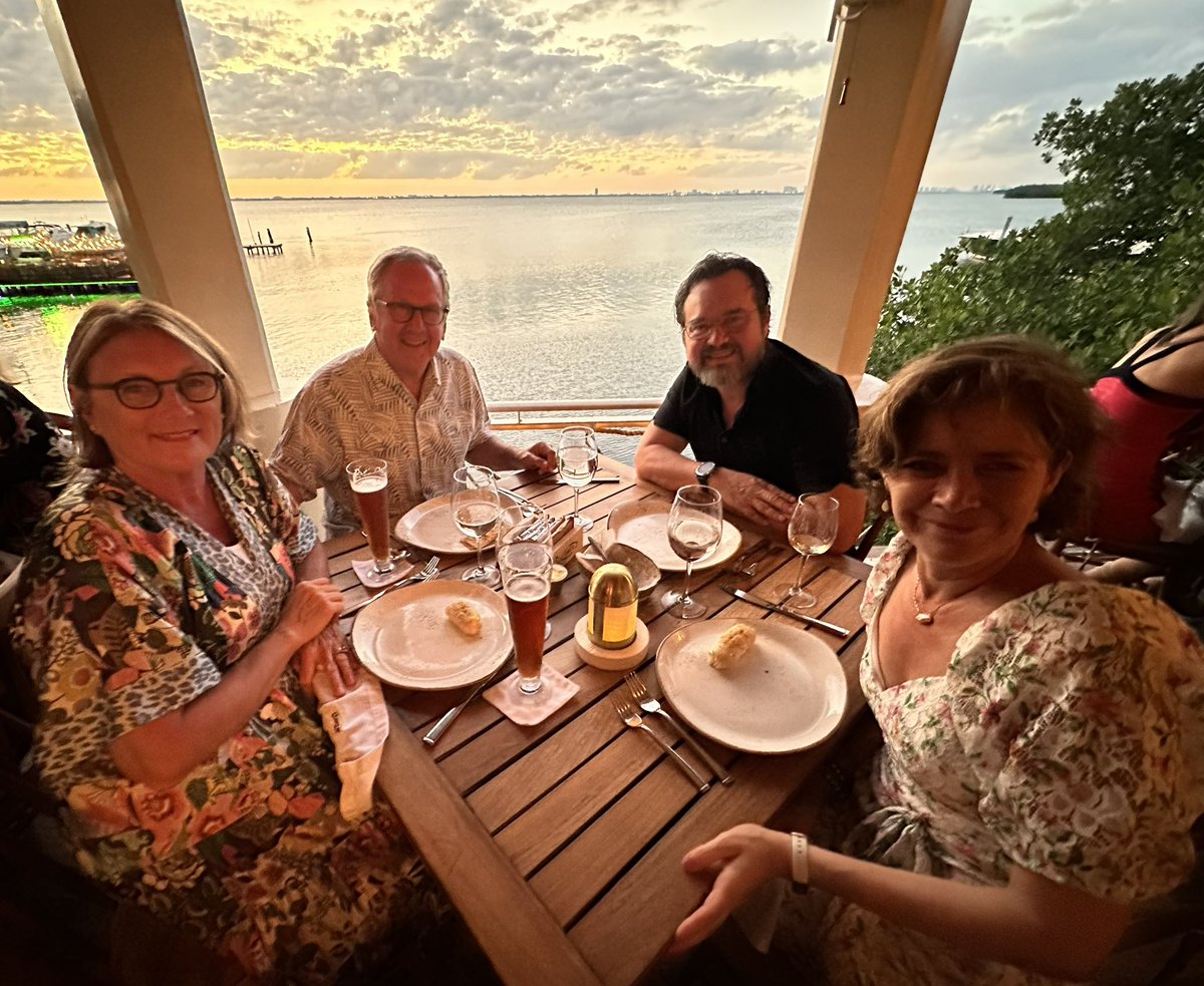 kylalaraMD's tweet photo. Such a lovely evening for #cardiologyatcancun faculty @MayoClinicCV. Gracias to our course directors for making it happen, even Dr. Reeder made a FT appearance ❤️❤️❤️ @SteveOmmen @DrLopezJimenez @DrSteveKopecky @Grace_Lin_MD @DrTomEP @PanithayaC @jdbeacheyMD https://t.co/f6c8SEV9NO