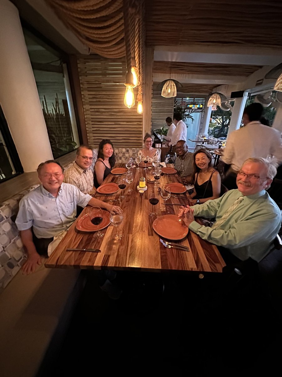 kylalaraMD's tweet photo. Such a lovely evening for #cardiologyatcancun faculty @MayoClinicCV. Gracias to our course directors for making it happen, even Dr. Reeder made a FT appearance ❤️❤️❤️ @SteveOmmen @DrLopezJimenez @DrSteveKopecky @Grace_Lin_MD @DrTomEP @PanithayaC @jdbeacheyMD https://t.co/f6c8SEV9NO