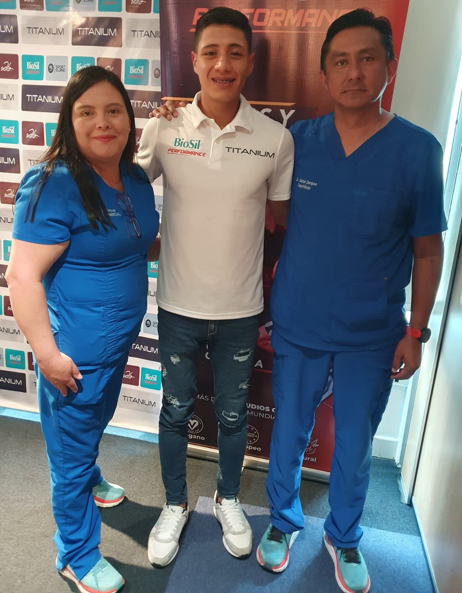 JOBMEDICAL1's tweet photo. Marcha 20 km David Hurtado 1h19m24s primer Ecuatoriano clasificado a Juegos Olímpicos París 2024 es parte del Team jobmedical
#JobMedical #medicinadeldeporte #medicinadeportiva #fisioterapia #alexeidarquea #vivetuvidaalmáximo #vamospormás https://t.co/qE8S5V4dEU