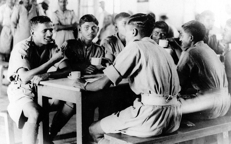 Ghee Bowman (@gheebowman) on Twitter photo Another Indian POW Iâd like to know more about is 5433 Havildar Clerk Ganpatrao Tawde of the 5 Mahratta Light Infantry. 5 MLI had the largest single group of POWs in German hands in the war â around 1200 of them. No confirmed photo of him yet - this is Belgaum '43 <a href="/NAM_London/">National Army Museum</a> Another Indian POW Iâd like to know more about is 5433 Havildar Clerk Ganpatrao Tawde of the 5 Mahratta Light Infantry. 5 MLI had the largest single group of POWs in German hands in the war â around 1200 of them. No confirmed photo of him yet - this is Belgaum '43 <a href="/NAM_London/">National Army Museum</a>