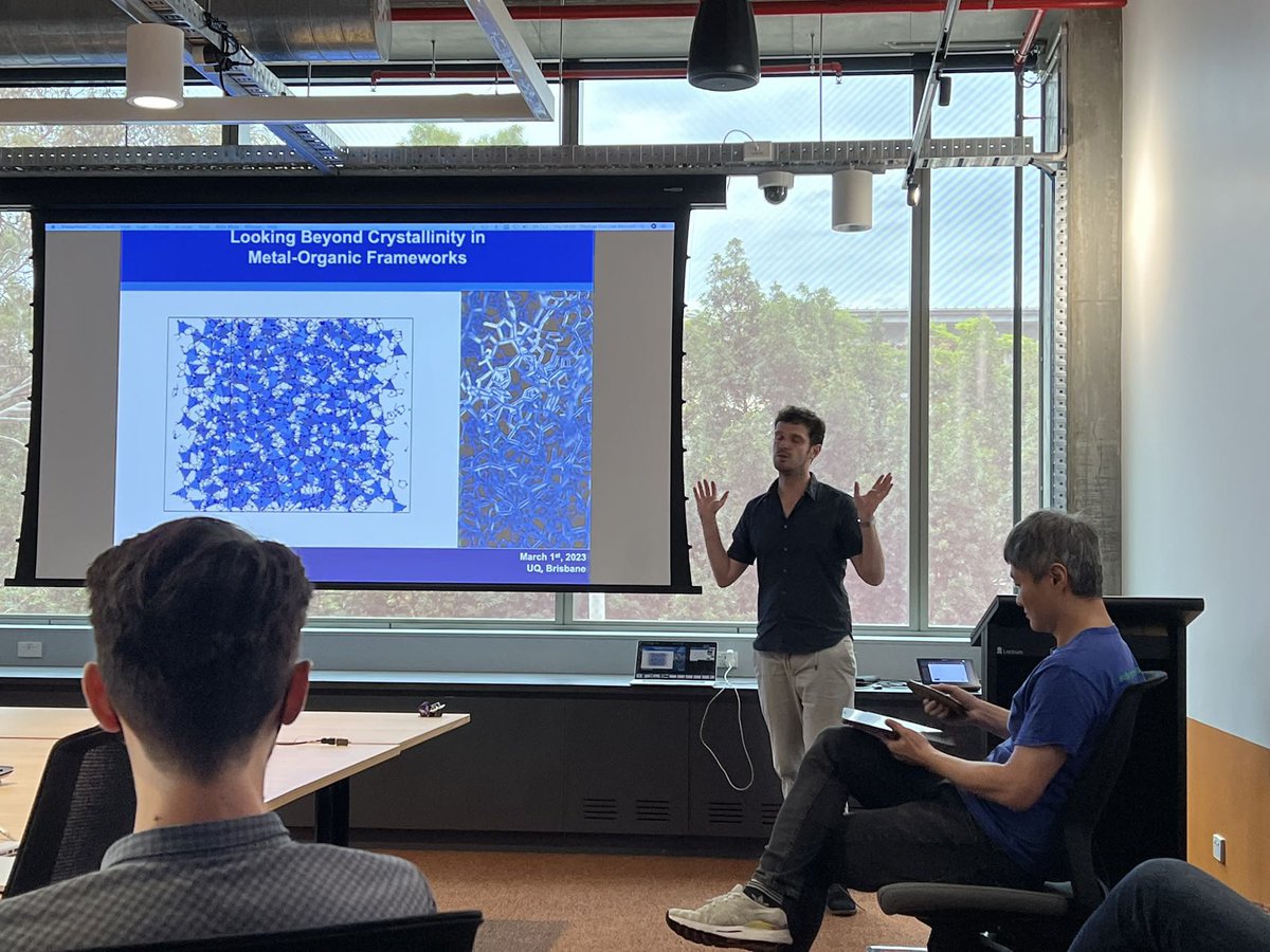 Jingwei_Hou's tweet photo. Absolutely amazing to catch up for beer, glass science and ZIF62 with Tom here at UQ! https://t.co/xerpVpD8gD