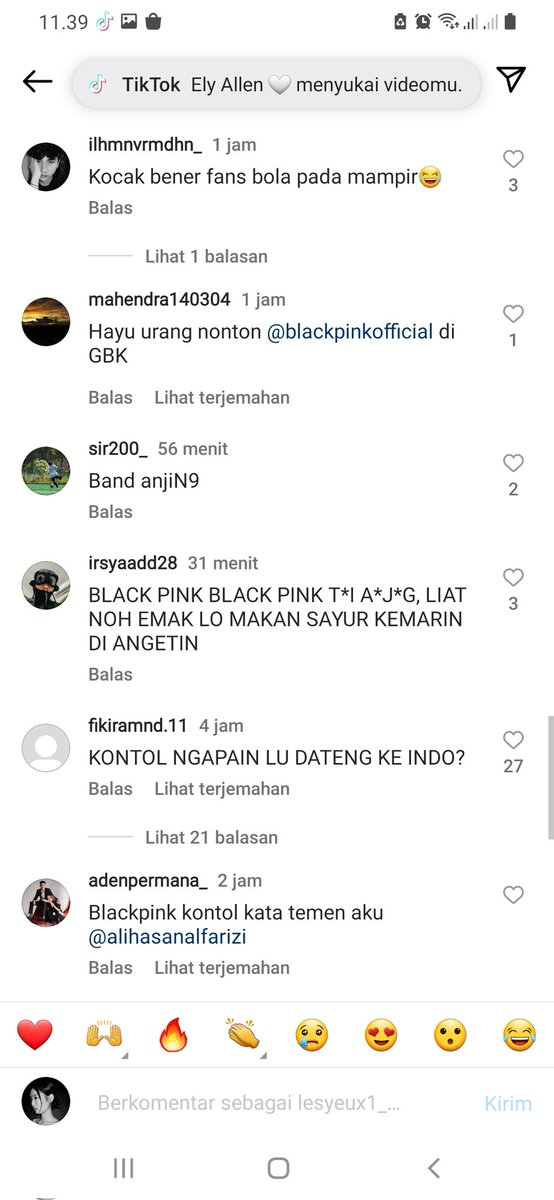 Askrlfess's tweet photo. [askrl] Malu banget liatnya ini fans bola pada nyerang IG Blekping gara² pertandingannya dibatalin padahal kalo mau nyalahin ya salahin Promotor bolanya karena kalah cepat ngebooking tempatnya 🥲😭
https://t.co/tnZWvd7OKS