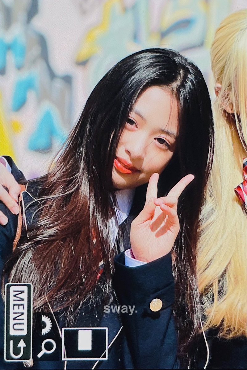 AHYLOOKS's tweet photo. SO PRETTY https://t.co/QDKHLbjntY