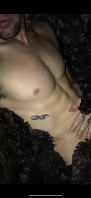 NotSatanic’s pics and videos