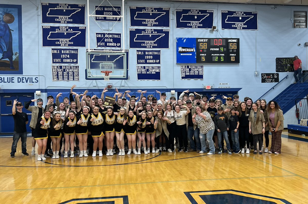 pcladybobcats's tweet photo. How about that STUDENT SECTION! 👮🏻 https://t.co/wZTyv1Fyfi