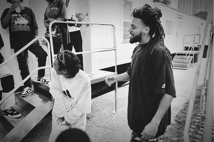 sugatradamus's tweet photo. JUNG HOSEOK AND HIS MUSE J COLE https://t.co/1rfbfQJmZo