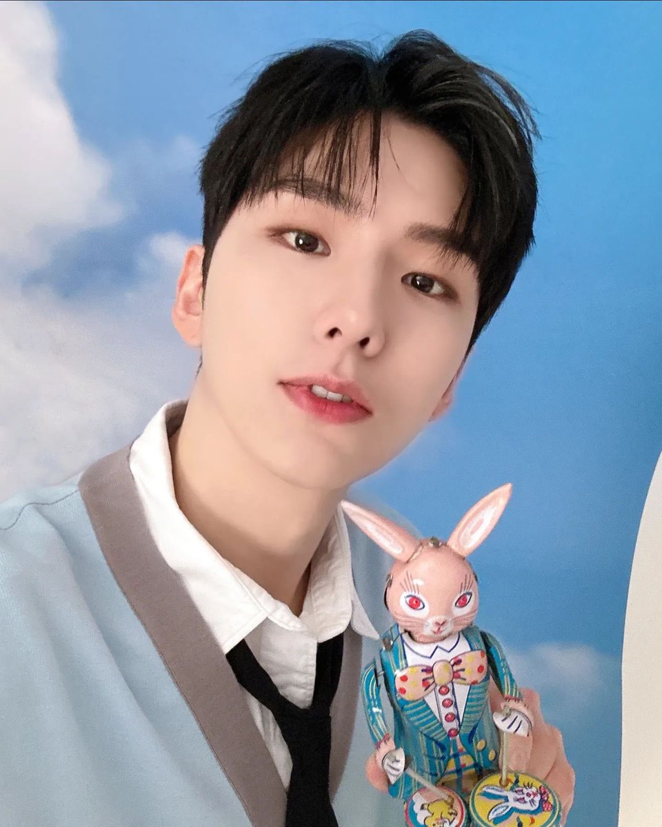 진짜 너무 잘생겼다