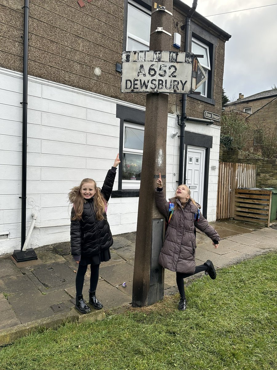 devannakin's tweet image. Girls had a lot of fun finding words on their way to school yesterday. Here’s some snaps @BirstallAcad #wordweek