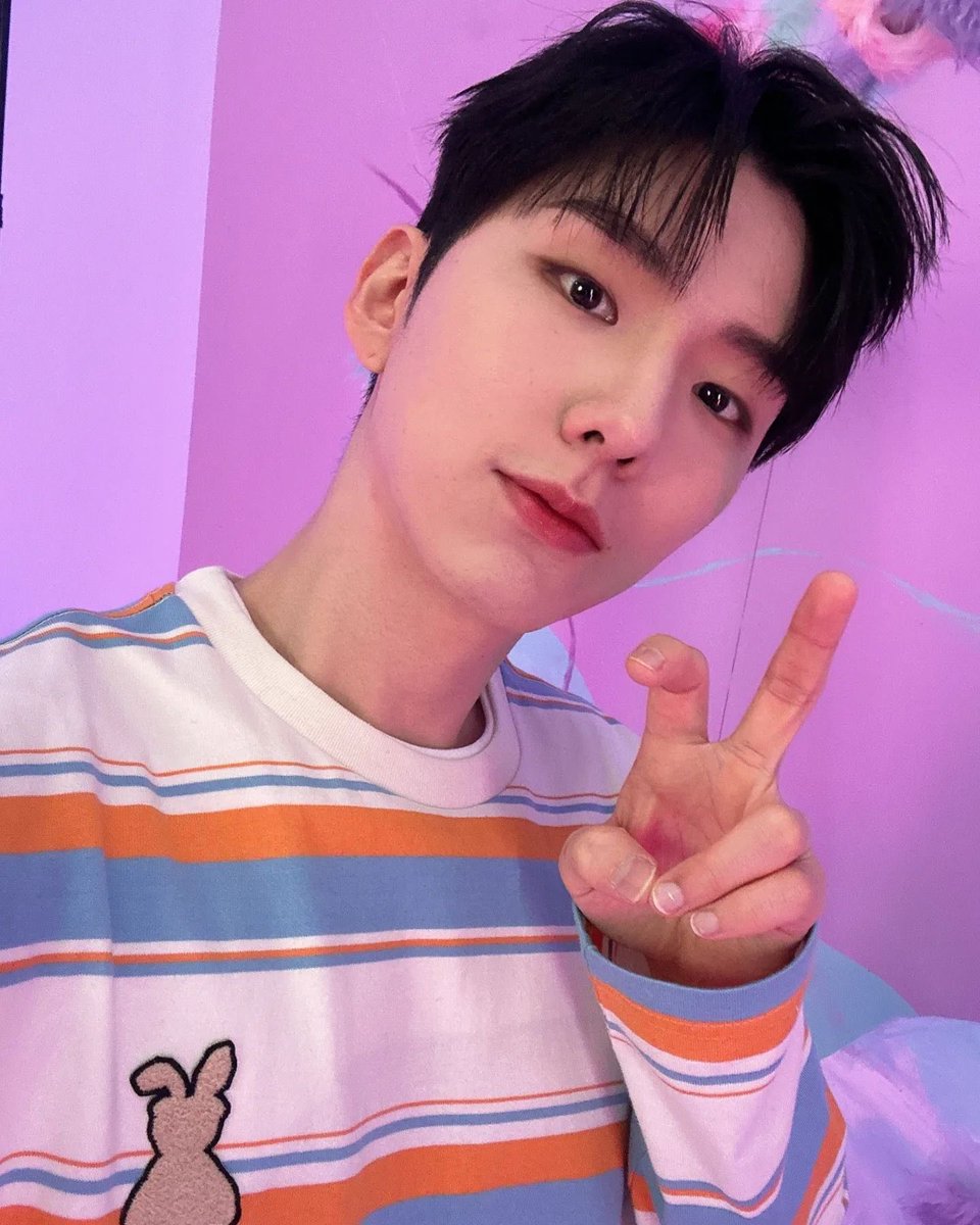 손 토끼 따라한거냐구ㅠㅠ😭