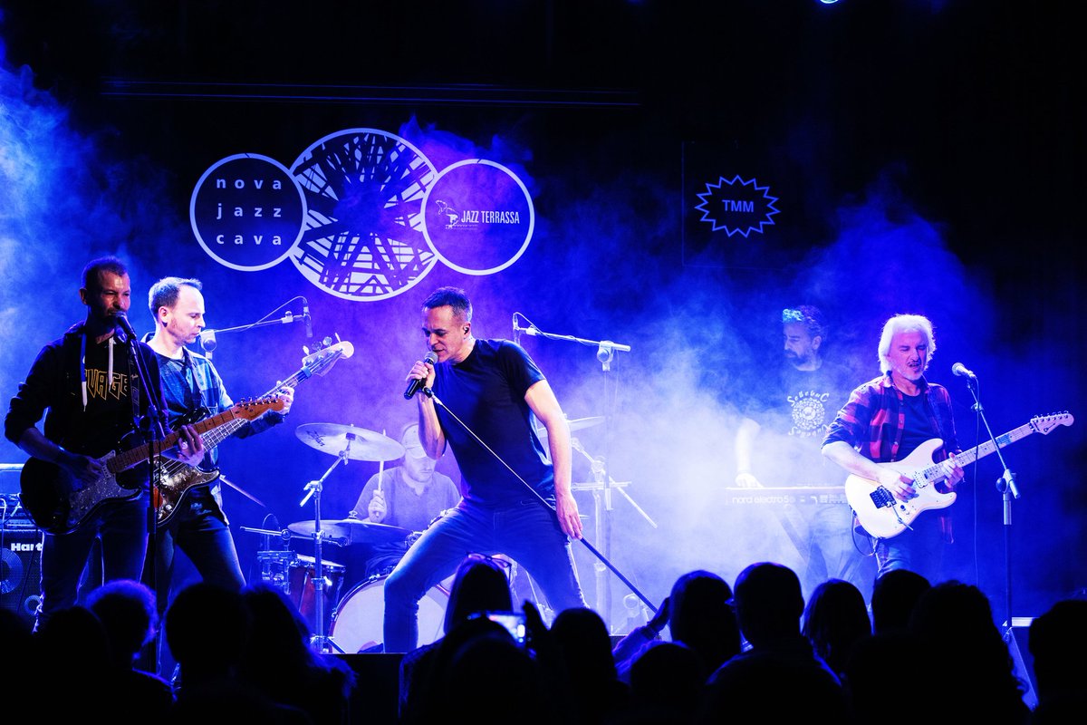 boxets's tweet image. 💥 Impacients perquè arribi dissabte i presentem el nostre disc #gris a la @CTretzePirineus (La Pobla de Segur).

📅 4 de març a les 19:30.

🎫 Entrades:
pallarsclick.com/ca/els-concert…

🤘🏻 Ganes de directe!!!

#boxets #concerts #noudisc 
@TempsRecord