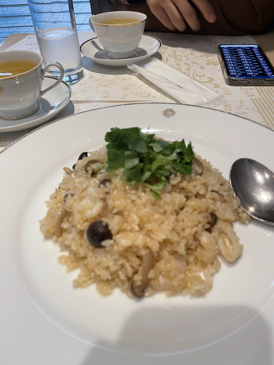 ただし tweet media